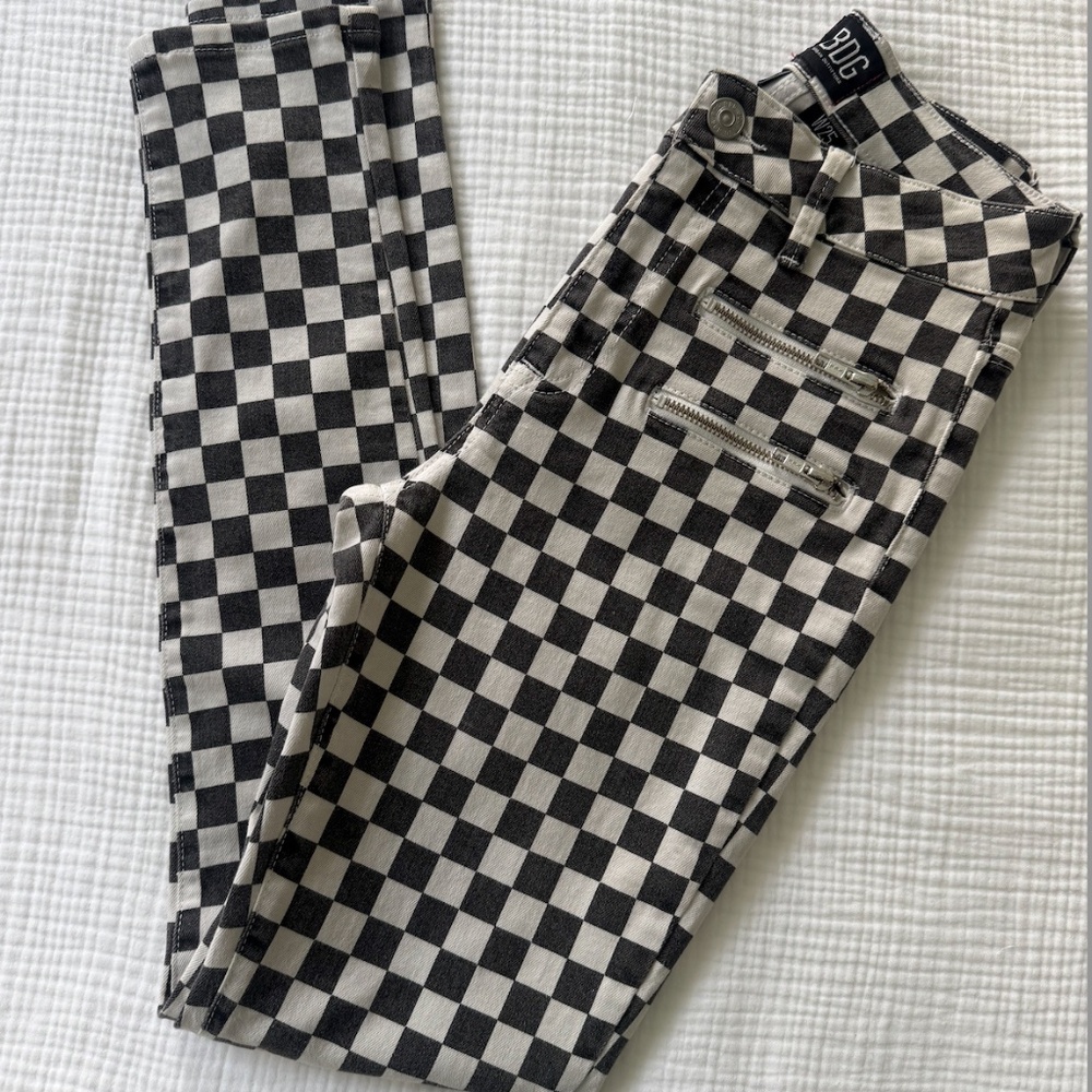 BDG Twig High-Rise Skinny Jean – Checkered Zip